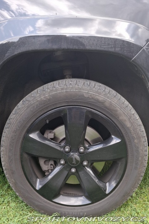 Ostatní značky Ostatní modely Jeep Grand Cherokee 3,0   crd v6 summit 4x4 2 2014