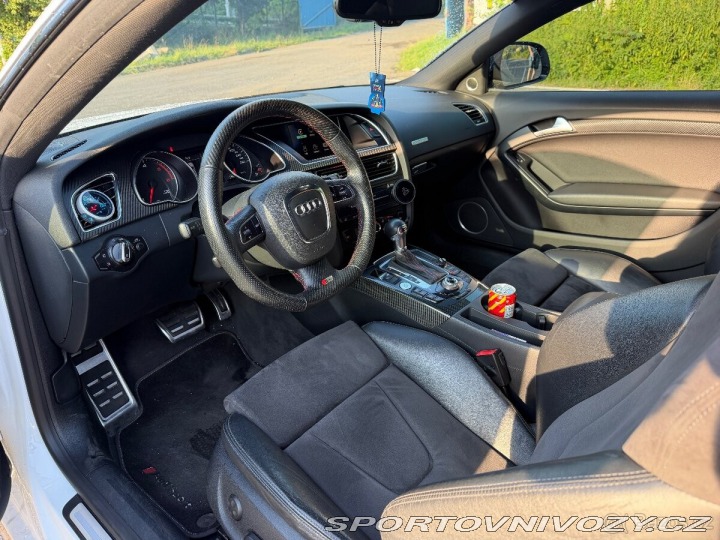 Audi A5 3,0 1800