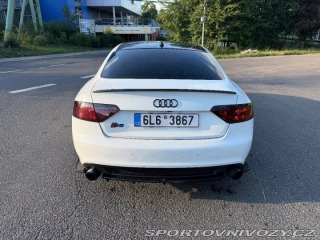 Audi A5 3,0 1800
