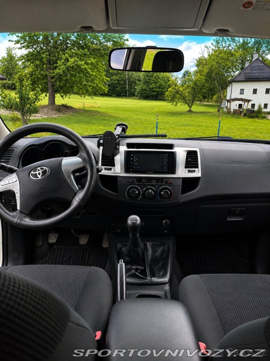 Toyota Ostatní modely Hilux 2,5 d4d 2014, tažné, ČR 2014
