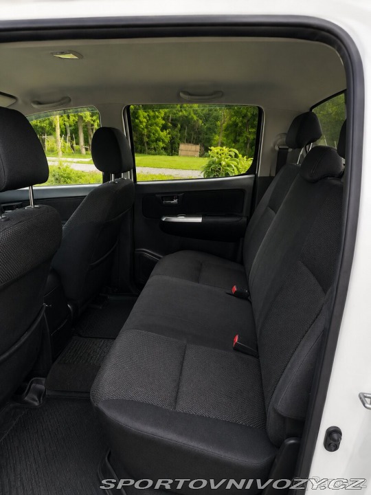 Toyota Ostatní modely Hilux 2,5 d4d 2014, tažné, ČR 2014