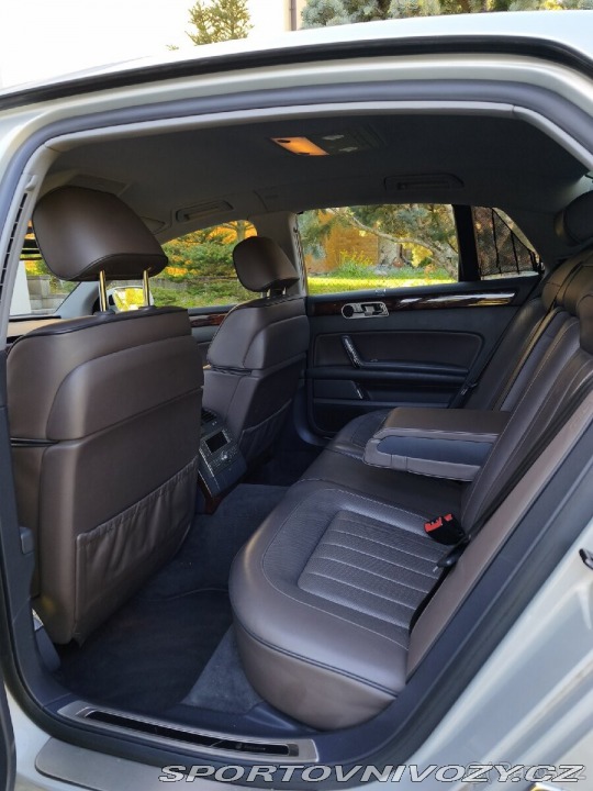 Volkswagen Ostatní modely Phaeton 4,2   V8 2011