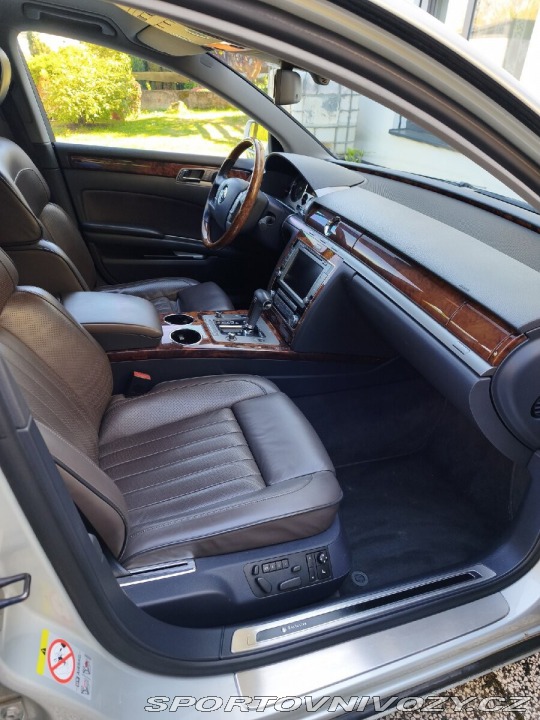 Volkswagen Ostatní modely Phaeton 4,2   V8 2011