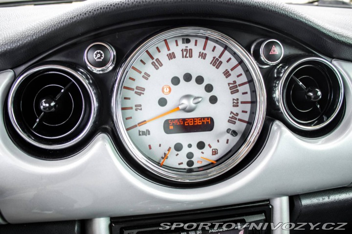 Mini One 2003 66kW MT/5 / AJ NA S 2003