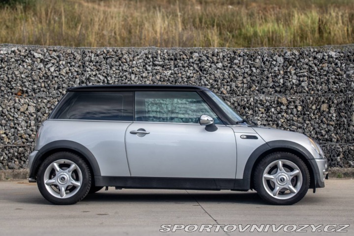 Mini One 2003 66kW MT/5 / AJ NA S 2003