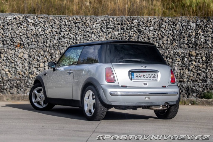 Mini One 2003 66kW MT/5 / AJ NA S 2003