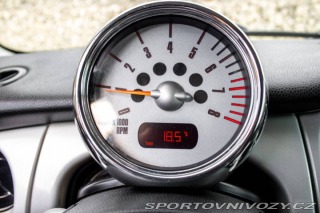 Mini One 2003 66kW MT/5 / AJ NA S 2003