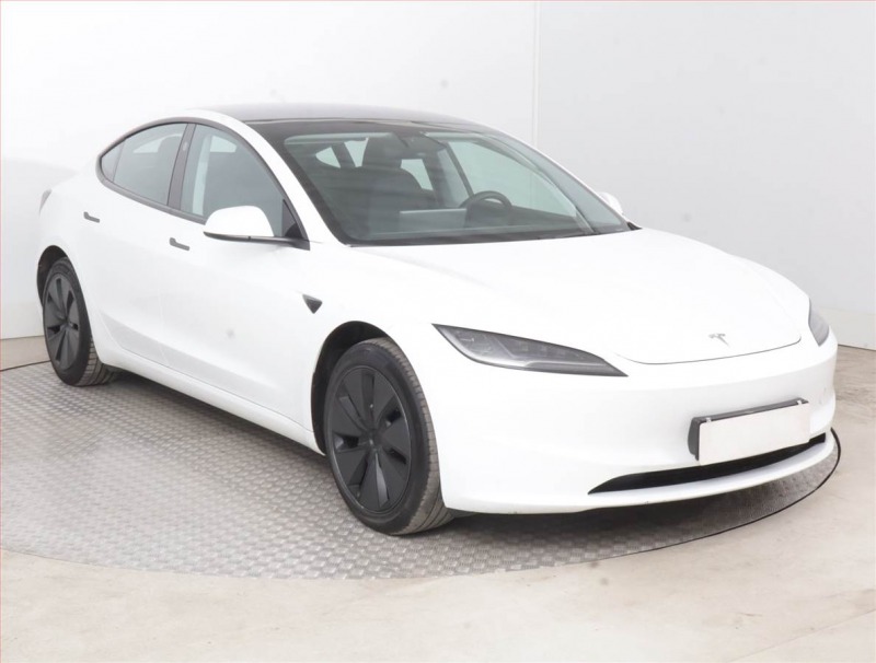 Tesla Model 3 Standard Range LFP, SoH 9