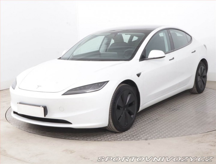 Tesla Model 3 Standard Range LFP, SoH 9 2023