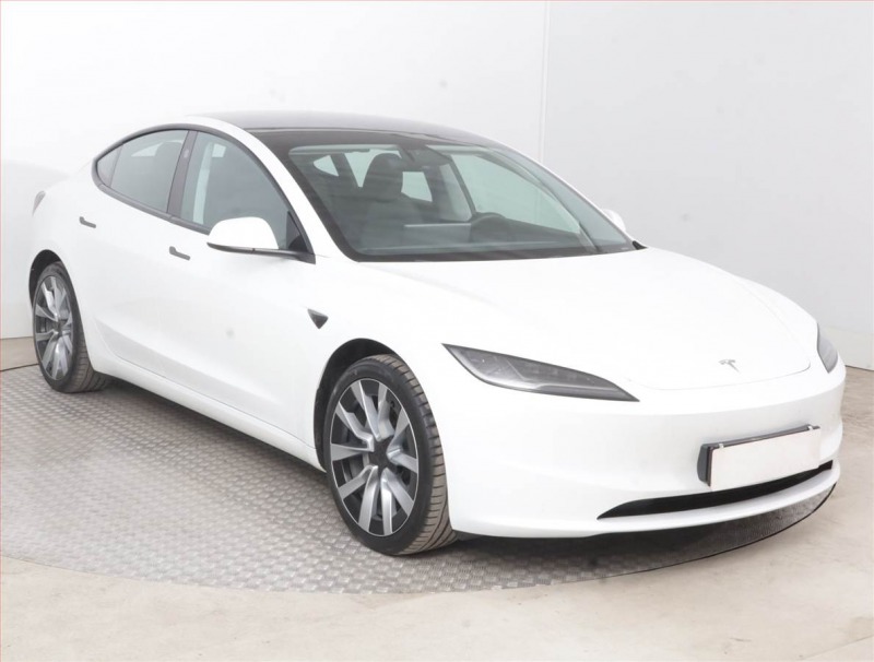 Tesla Model 3 Standard Range LFP, SoH 9
