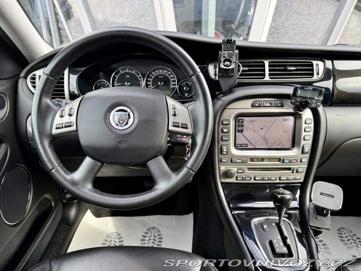 Jaguar X-Type 3,0 V6 4x4 Kombi REZERVAC 2008