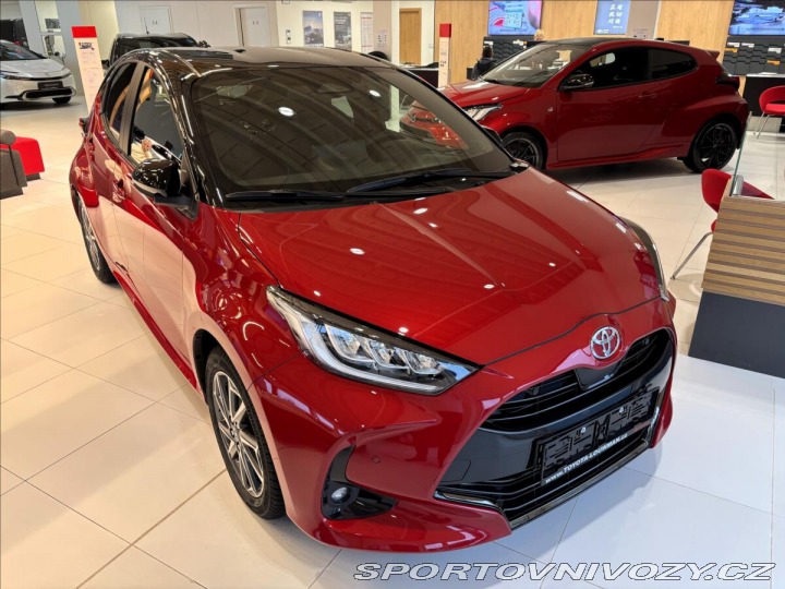 Toyota Yaris 1,5   Executive HEV 130 C 1800