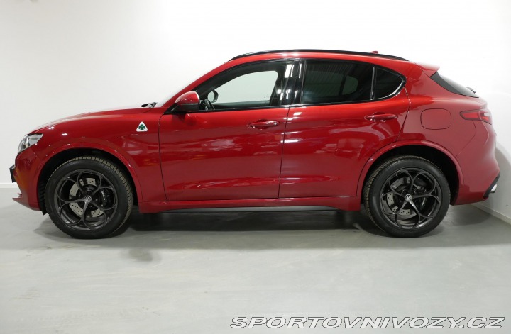Alfa Romeo Stelvio Quadrifoglio 2019