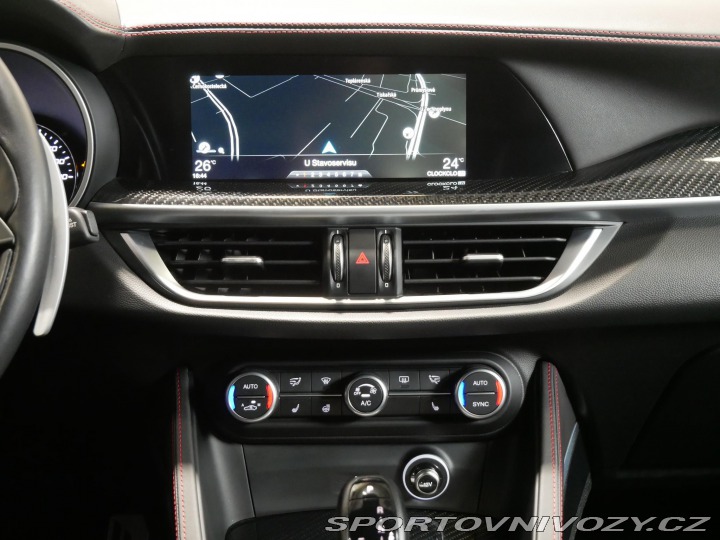 Alfa Romeo Stelvio Quadrifoglio 2019