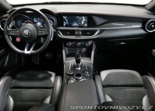 Alfa Romeo Stelvio Quadrifoglio 2019