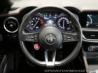 Alfa Romeo Stelvio Quadrifoglio 2019