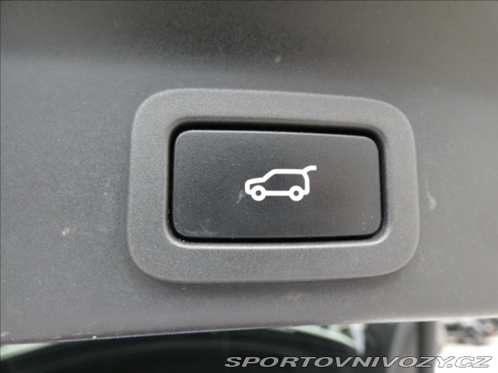 Jaguar F-Pace 3,0 D 300 PS,R-Sport,ČR,D 2016