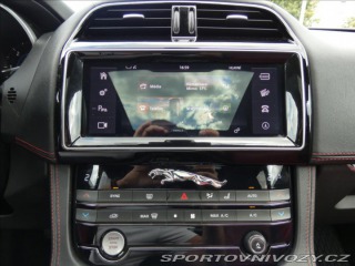 Jaguar F-Pace 3,0 D 300 PS,R-Sport,ČR,D 2016