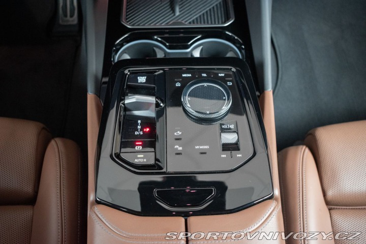 BMW 5 540d REZERVACE 2025