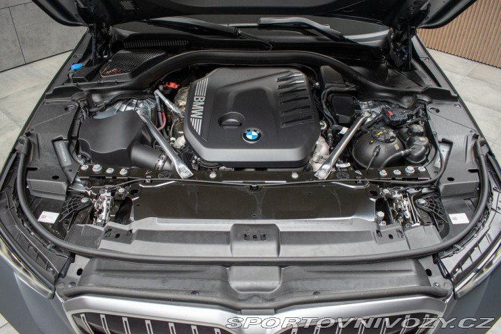 BMW 5 540d REZERVACE 2025