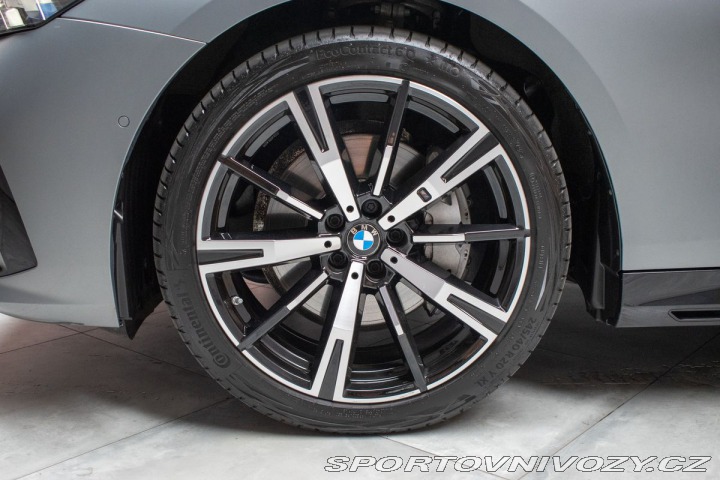 BMW 5 540d REZERVACE 2025
