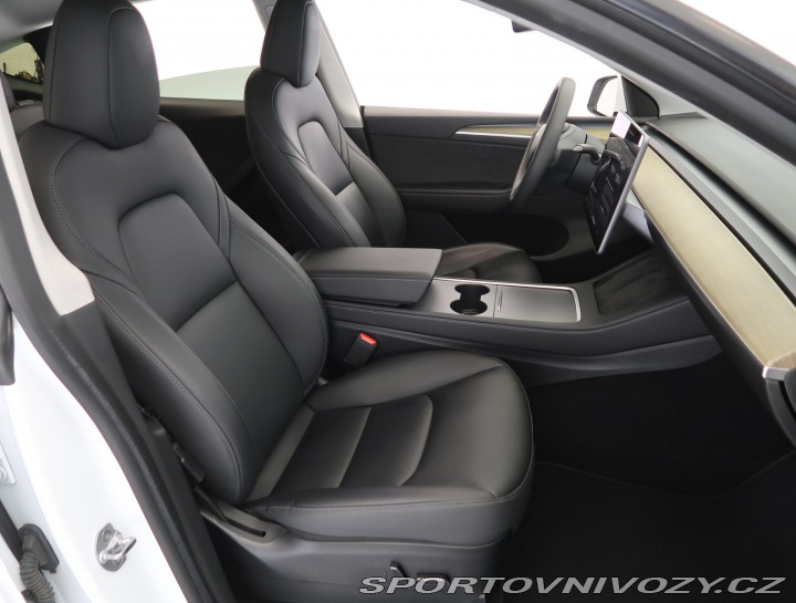 Tesla Model Y RWD LFP 60kWh 2023