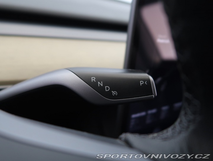 Tesla Model Y Standard LFP 64kWh 2023