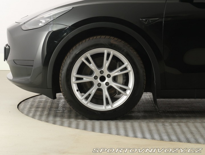 Tesla Model Y Standard LFP 64kWh 2023