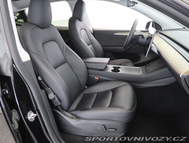 Tesla Model Y Standard LFP 64kWh 2023