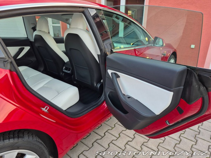 Tesla Model 3 STANDARD RANGE PLUS 239kw 2020