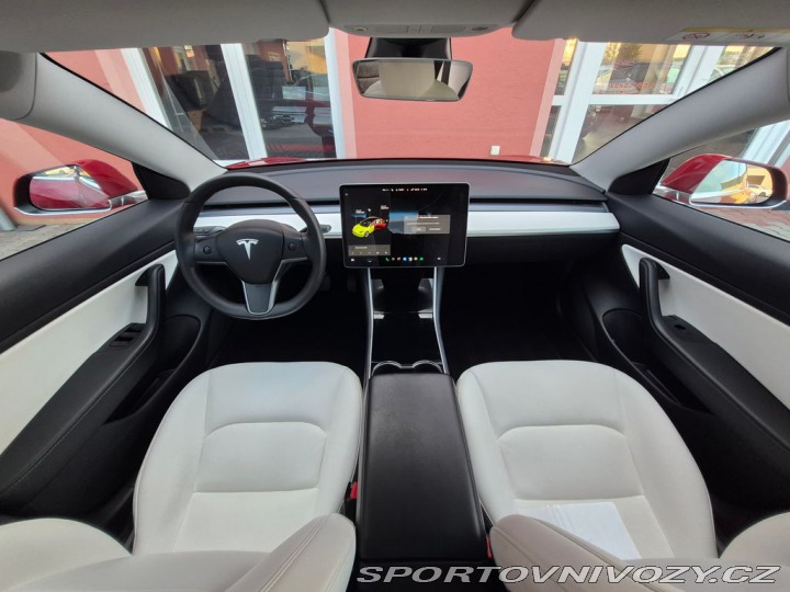 Tesla Model 3 STANDARD RANGE PLUS 239kw 2020