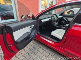 Tesla Model 3 STANDARD RANGE PLUS 239kw 2020