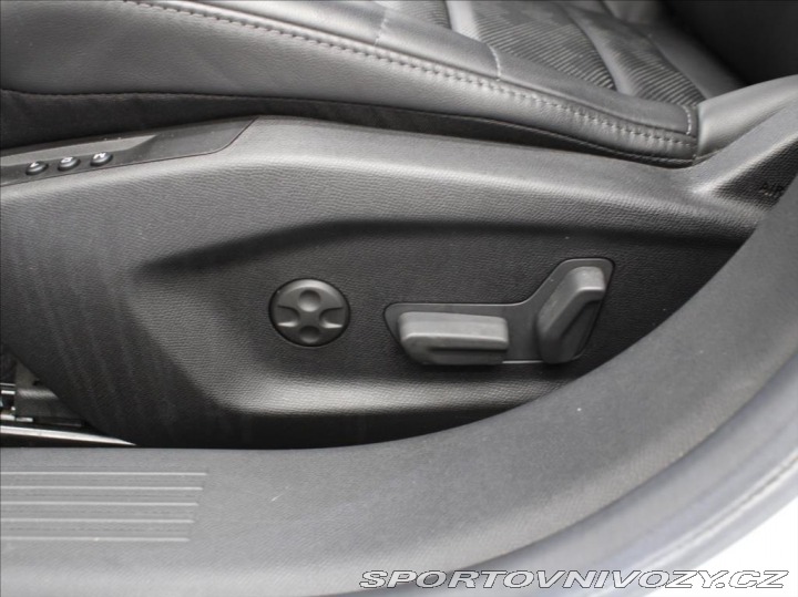 Citroën Ostatní modely C5 X 1,6 PHEV 225 Shine PACK 1 2023