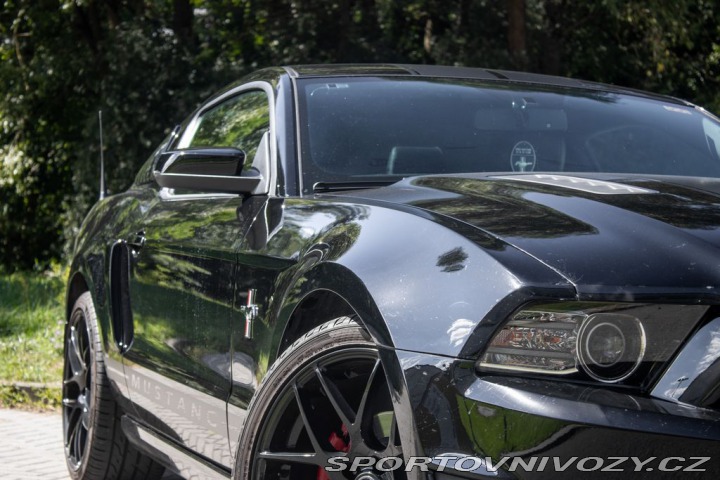 Ford Mustang  2014