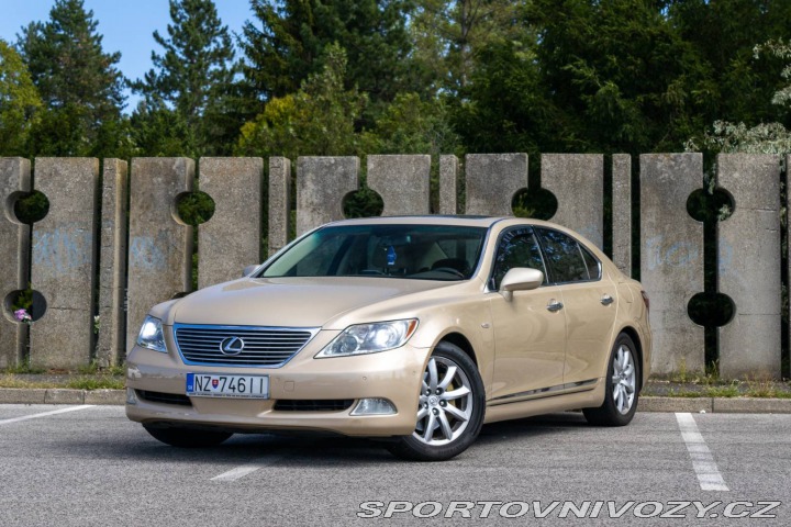 Lexus Ostatní modely LS 460 V8 283kW / Aj na spl 2007