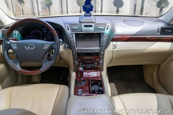 Lexus Ostatní modely LS 460 V8 283kW / Aj na spl 2007