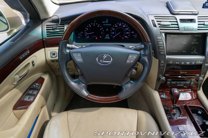 Lexus Ostatní modely LS 460 V8 283kW / Aj na spl 2007