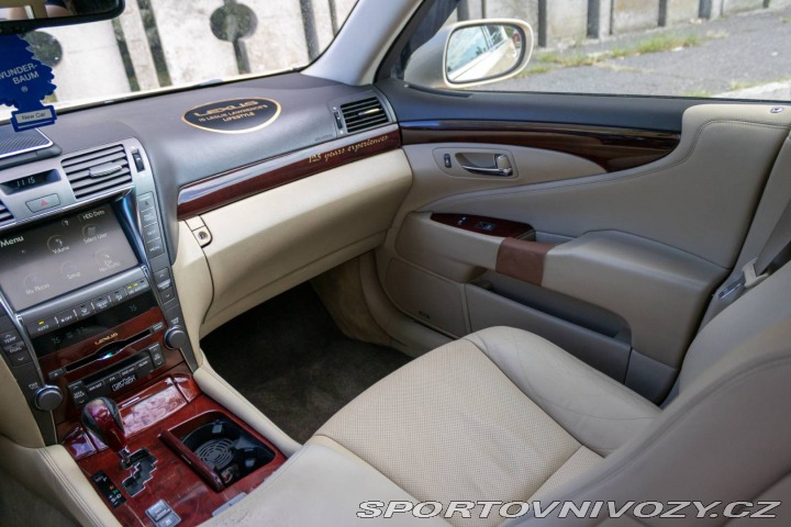 Lexus Ostatní modely LS 460 V8 283kW / Aj na spl 2007