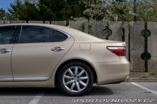 Lexus Ostatní modely LS 460 V8 283kW / Aj na spl 2007