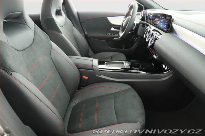 Mercedes-Benz CLA 180 d, AMG Line 2025