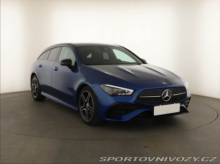 Mercedes-Benz CLA 200 2025