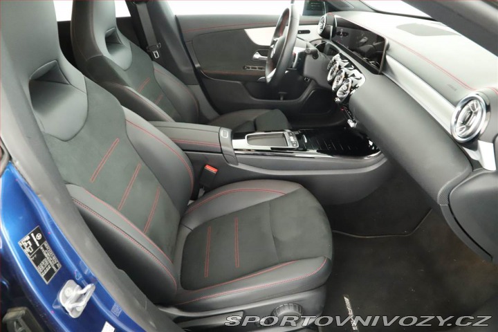 Mercedes-Benz CLA 200 2025