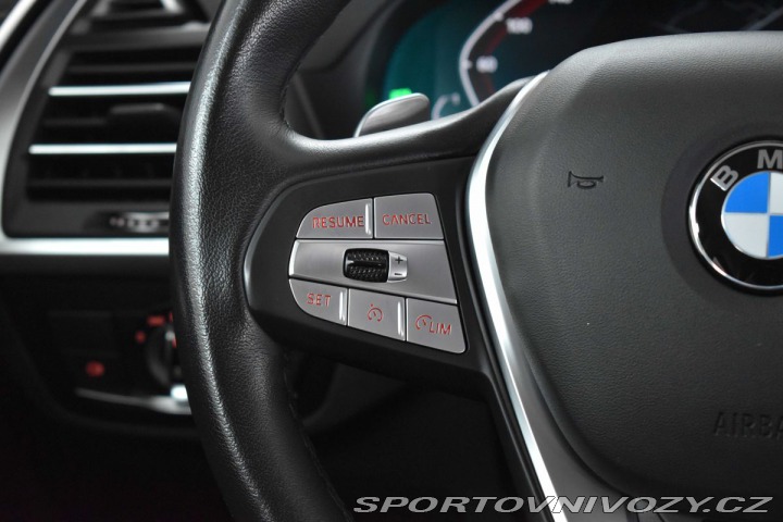 BMW X4 xD30d 210kW*HEAD-UP*TAŽNÉ 2022