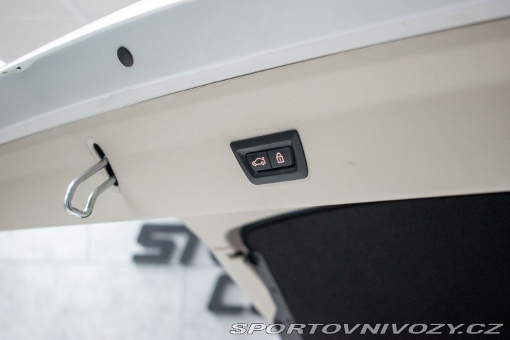 BMW X4 xD30d 210kW*HEAD-UP*TAŽNÉ 2022