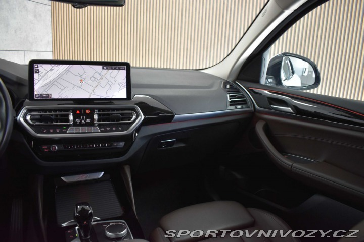 BMW X4 xD30d 210kW*HEAD-UP*TAŽNÉ 2022