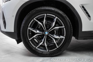 BMW X4 xD30d 210kW*HEAD-UP*TAŽNÉ 2022
