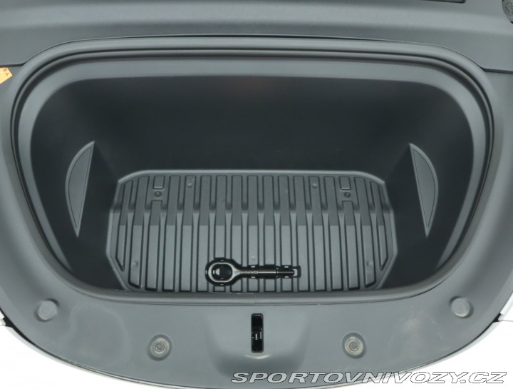 Tesla Model Y Long Range AWD 79kWh 2023
