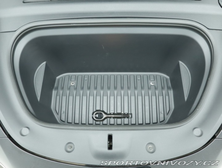 Tesla Model Y Long Range AWD 79kWh 2023