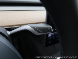 Tesla Model Y . RWD LFP 60kWh 2024