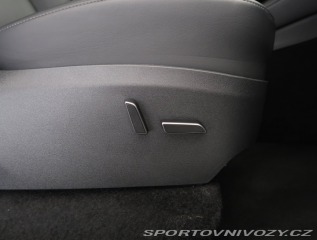 Tesla Model Y . RWD LFP 60kWh 2024
